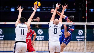 Франция обърна световния шампион за полуфинал