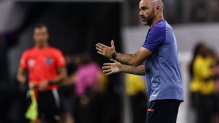 Отпадането от Аржентина взе главата на треньора на Еквадор