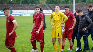 Официално: Хитът в Испания купи българин