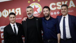 Шеф в ЦСКА: Чакаме 4-5 играчи, водим разговори за освобождаването на...