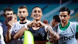 Кошмара реши последния мач от първия кръг, ВАР не зачете автогол ВИДЕО
