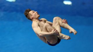 Фаворит за олимпийски медал с профил в сайт за възрастни