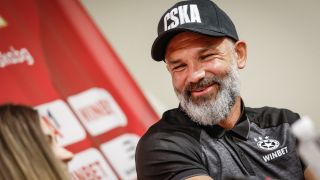 ЦСКА поздрави треньора си