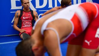 Спортист повърна след почистването на Сена