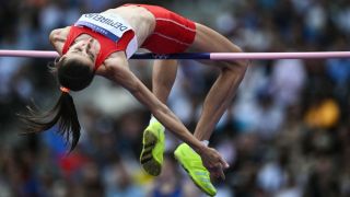 192 см решиха съдбата на Демирева в Париж