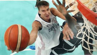 Сърбия се спаси от резил в баскетбола