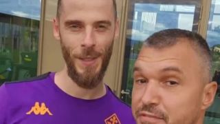 Божинката с изненадваща визита