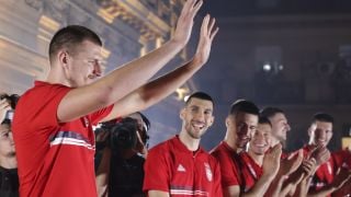 Звездата на Сърбия с жест за 400 000 долара към съотборниците си