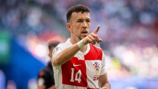Тръгнал си със скандал с Гатузо с оферта от отбор от Серия А