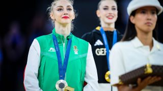 Олимпийската вицешампионка Боряна Калейн предаде опита си пред над 300 гимнастички