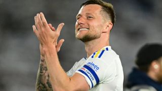 Би Би Си потвърди бомбата на БЛИЦ за легенда на Лийдс