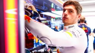 Порязаха шампиона на Формула 1, ето каква е причината