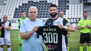 Димитър Илиев става на 36