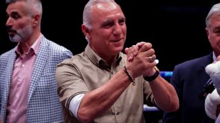 Стоичков попарва половин България: Подскачаха като хлапета, на които им се пишка
