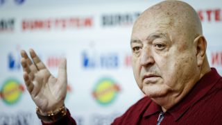 "Бяла" война: Венци Стефанов с хаплив коментар за Заги