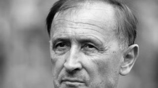 Отиде си легендарен вратар