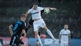 Виктор Генев навършва 36