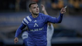 Левски без Алекс Колев и във Варна? 