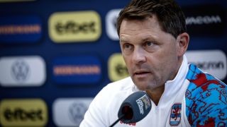 Съперник на България изгони футболист след скандал