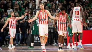 Силен Везенков в гръцкото дерби на Евролигата