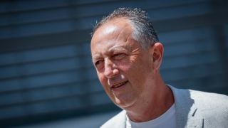 Фурнаджиев: Няма причина за безпокойствие за договора на Илиан Илиев