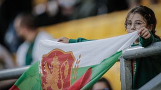 Ето колко фенове ще викат за България довечера