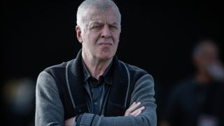 Въпреки обещанието: Сираков гледа към любимо място за нов треньор