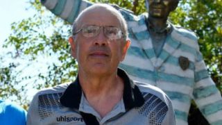 Легендата на Черно море Тодор Марев става на 70