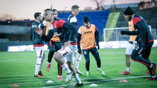 Събират всички в Локо (Сф) заради...