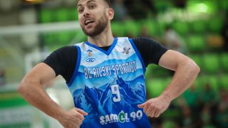 Рилски спортист се разправи с Шумен
