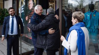 Савичевич и световен шампион зарадваха Стоичков за 100 г. футбол у нас