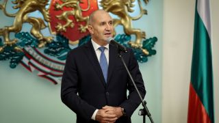 Шестима прославили България с президентски награди