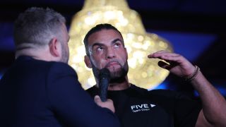 Набитият Чар сам не си вярва: Насрочи дата и място за реванш срещу Кобрата