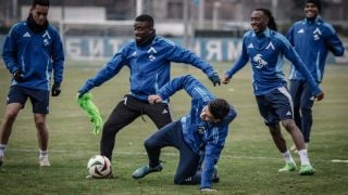 Първо в БЛИЦ: Ас на Левски легна под ножа
