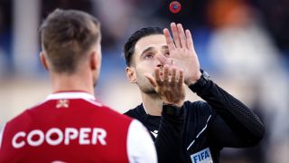 "Соколите" скочиха на Гидженов, обвиниха го за загубата от ЦСКА