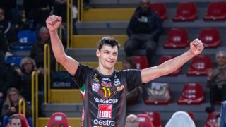 Алекс Николов пропусна мач срещу Казийски заради вирус