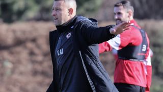 ЦСКА на Манчев започва утре