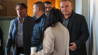 До дни закърпват положението в щангите