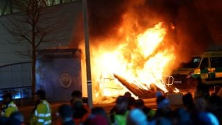 Пожар пламна минути преди мач от Шампионска лига