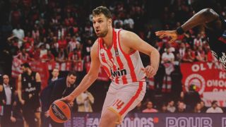 Везенков изригна и в Париж, показа защо е №1!