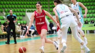 България остава на дъното в групата