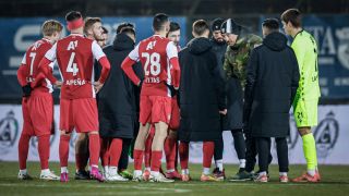 Кюстендилеца чете конско на играчите на ЦСКА ВИДЕО
