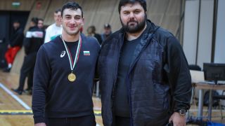 Обрат в борбата! Дерибеят Фарниев размисли СНИМКА