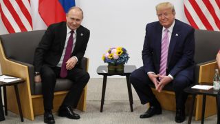 Обрат в Русия след старта на преговорите с Тръмп