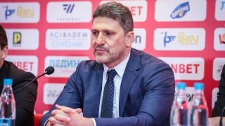 Филип Филипов: Разубедих Томаш да не подава оставка