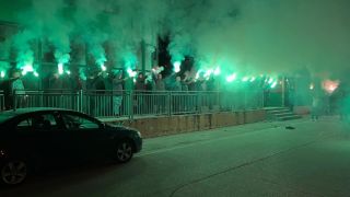 Скандал в наш клуб! Фенове скочиха на собственика, той се отказва от акциите