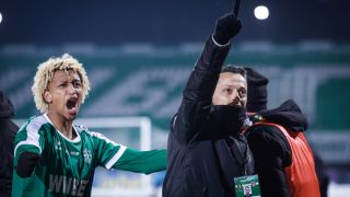Щастливият Янев: Огънят започва от искра, нали? ВИДЕО