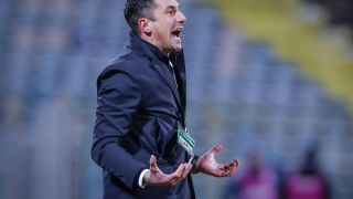 Кой кого бие, когато треньор на ЦСКА е българин, а на Левски - чужденец