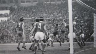 През 1976 година в България се случват невиждани и нечувани неща!