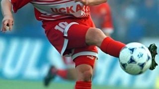 Мето слагаше червената фланелка на сърцето си